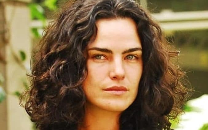 Reclusa, Ana Paula Arósio ainda é motivo de ódio nos bastidores da Globo: "desequilibrada"