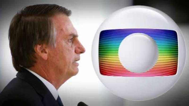 Equipe da Globo é escorraçada por apoiadores de Bolsonaro ao vivo em cenário assustador; confira o vídeo