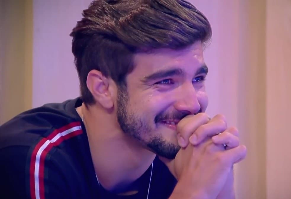 Caio Castro volta atrás após viagem e faz sério desabafo sobre coronavírus: "vazio assustador"
