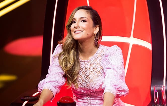 Claudia Leitte passa rasteira em colegas do The Voice Kids e público reage: "Apenas fatos"