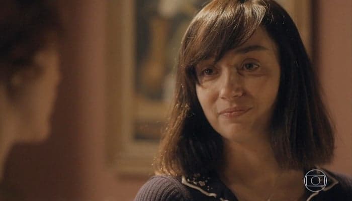 Éramos Seis: Clotilde se descontrola, tem embate e acaba com a raça de inimiga