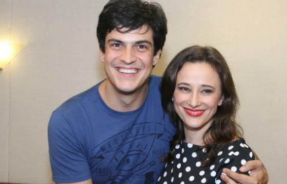 Mateus Solano se afasta da esposa e vive separado dela e dos filhos na própria casa