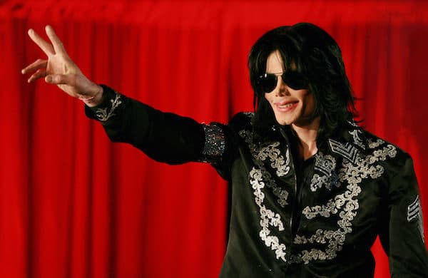 Michael Jackson deixou dívida astronômica e valor é finalmente divulgado: "De cair o queixo"