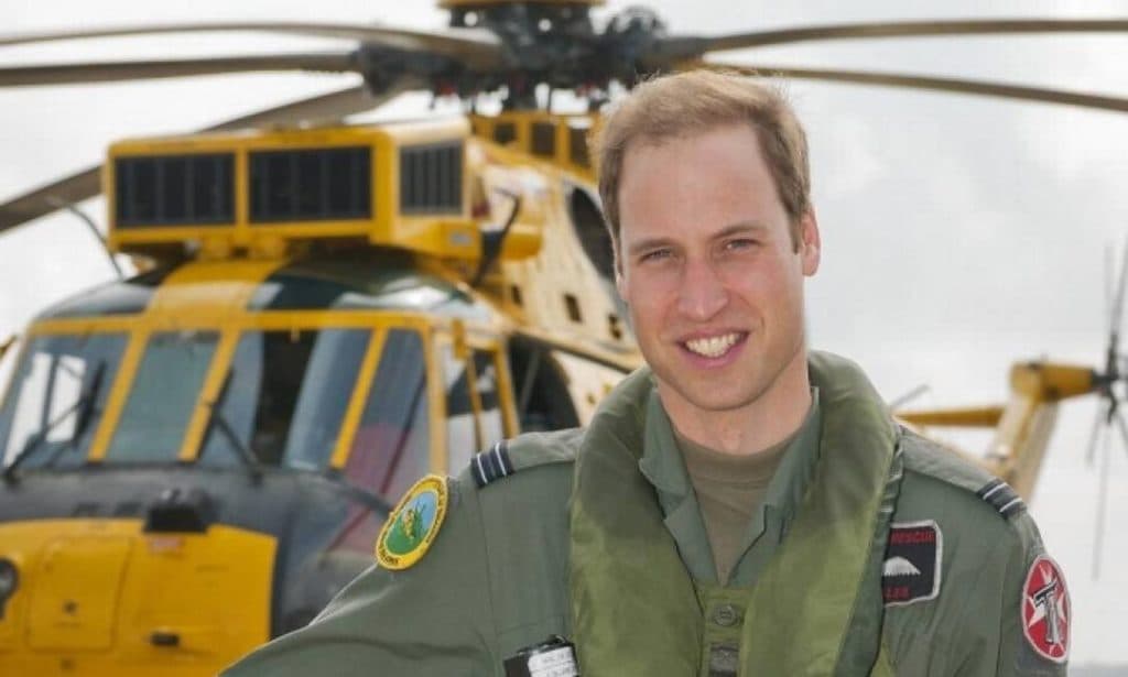 Príncipe William mostra lado humano e diz que voltará a pilotar helicóptero UTI em tempos de coronavírus: "ajudar"
