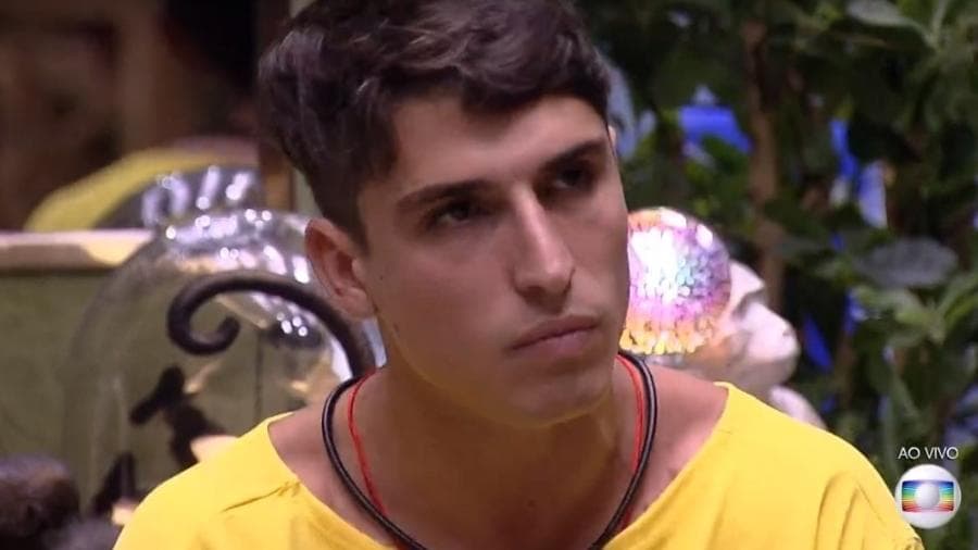 BBB20: Prior entrega mentira de Gizelly e causa confusão na casa entre participantes
