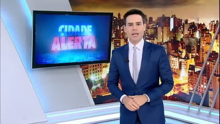 Record se beneficia com crise e humilha o SBT ao virar o jogo em março