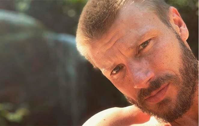 Rodrigo Hilbert toma banho com os filhos, foto do momento viraliza e ator declara: "Fernanda, faltou você"