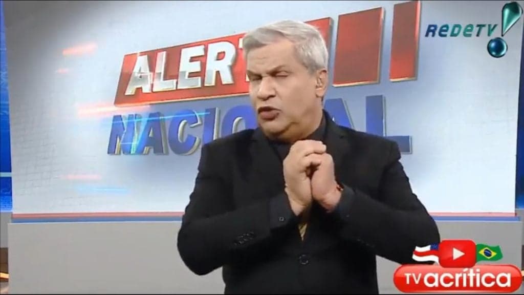 Sikêra Jr, após passar mal ao vivo e bater recorde de audiência, abre o coração e revela ser louco: "Caí do berço"