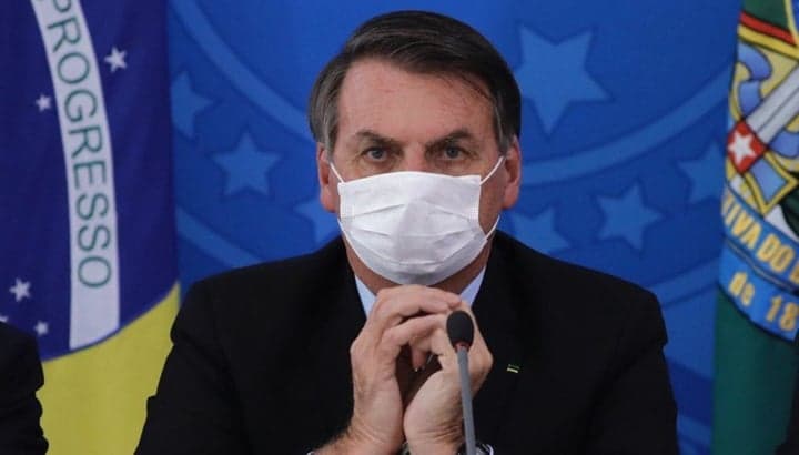 Contratado da Globo debocha de Bolsonaro após comunicado urgente e gera revolta: "Babaca"