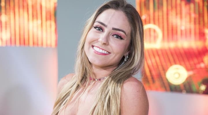 http://tvfoco.uai.com.br/wp-content/uploads/2015/05/Daniela-Mercury.jpg