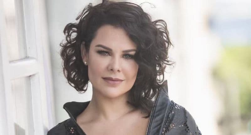 Irreconhecível! Fernanda Souza se submete a cirurgia plástica e aparência assusta após procedimento