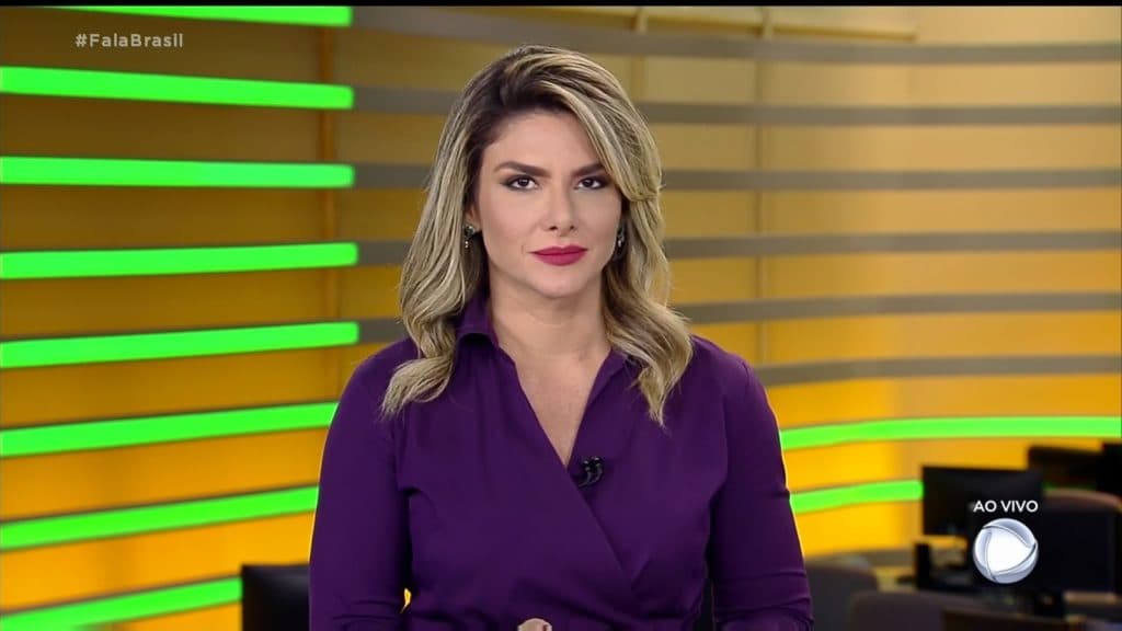 Apresentadora da Record supera grave doença, volta a trabalhar e festeja: “Estou de volta”