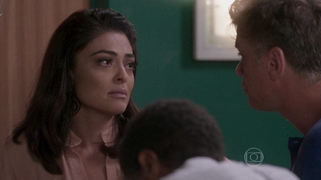 Totalmente Demais: Carolina entra em surto ao ver seu amor verdadeiro na UTI