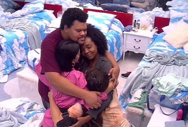 BBB20: Babu faz discurso para deixar sisters emocionadas no último paredão