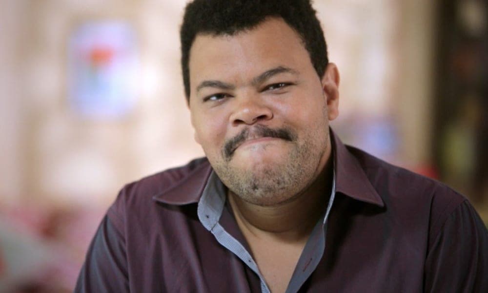 Vazam fotos da casa de Babu Santana após ser humilhado por Gizelly, valor do aluguel é exposto e ator enfrenta escândalo