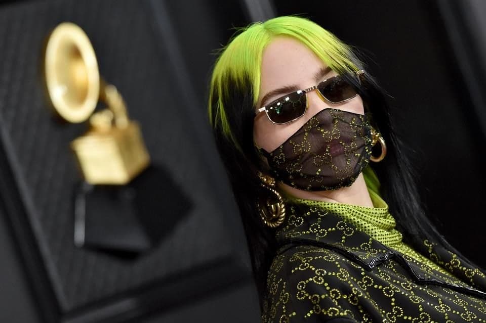 Billie Eilish se irrita e manda indireta para algumas pessoas