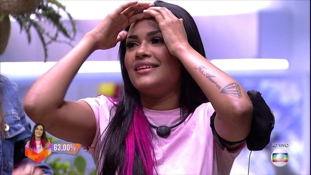 Flayslane fala sobre dificuldade de arranjar namorado pós BBB: "Encalhada, é difícil até de flertar"