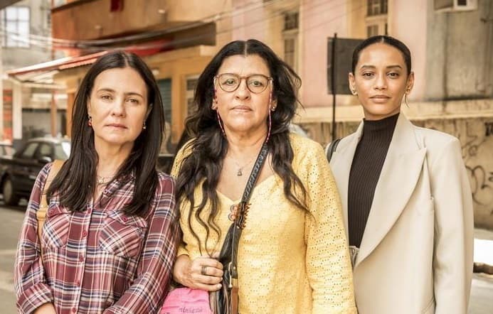 Após fiasco, Globo tira Se Joga do ar definitivamente e faz mudança em Amor de Mãe por causa de erro histórico