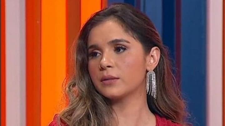 Gizelly Bicalho, ex-BBB, surge de lingerie sensual, mostra demais e fãs vão à loucura: “Gostosa”