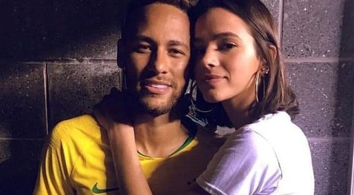 Bruna Marquezine, após expor Neymar, faz revelação sobre novo amor
