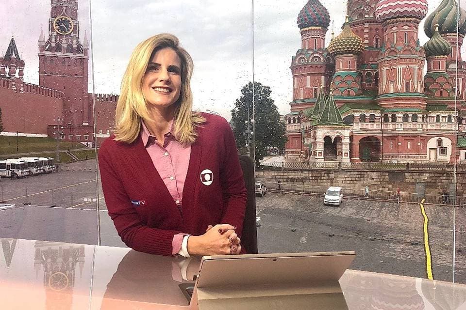 Apresentadora da Globo interrompe programa ao vivo, é socorrida às pressas e é diagnosticada: “assustada”