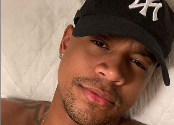 Léo Santana radicaliza no visual e aparência espanta público: "Parece prostituto"