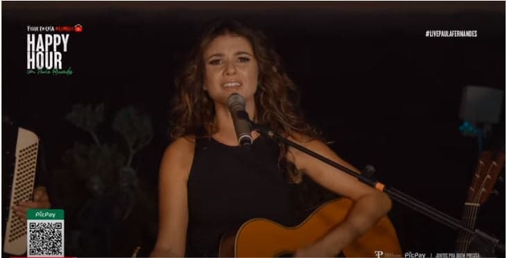 Com carreira afundando, Paula Fernandes surge em vídeo e espanta com falta de público: "Frustração"