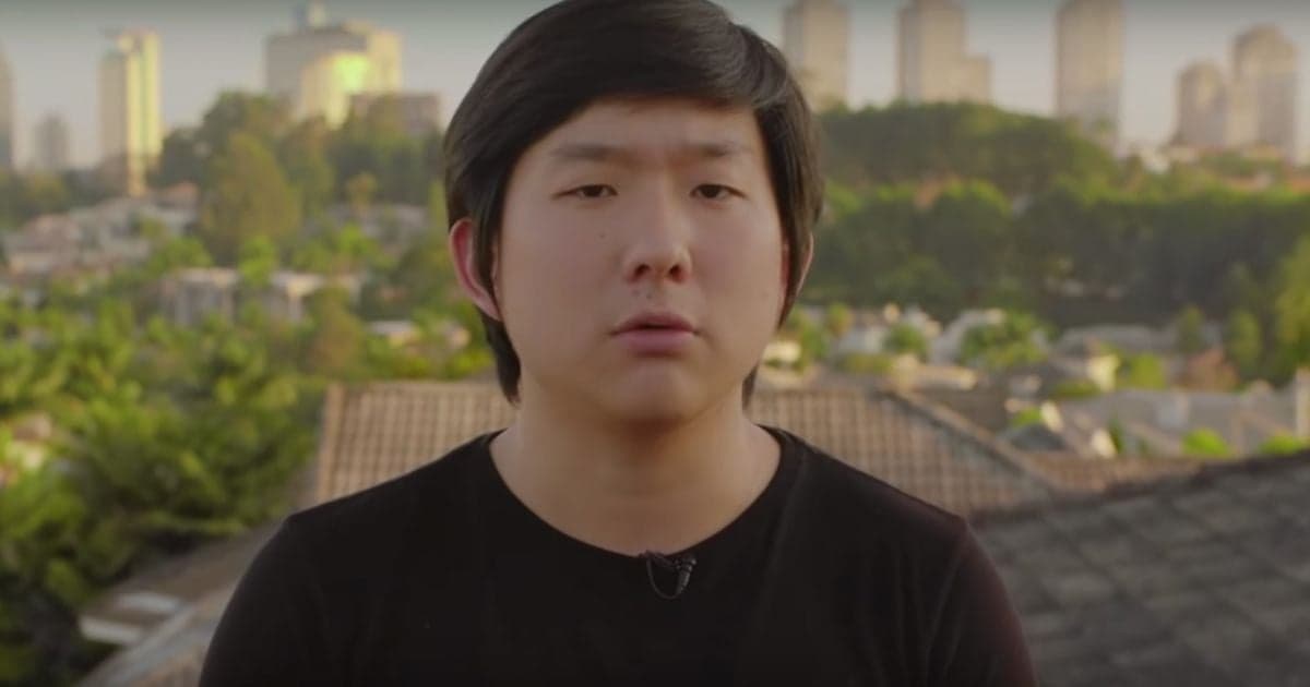 Pyong Lee vive em luxuosa mansão avaliada em 20 milhões (Foto: Reprodução)