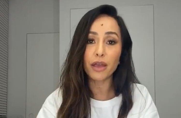 Com voz trêmula, Sabrina Sato faz vídeo avassalador e fala sobre tristeza com notícia arrasadora na Record: "Triste"