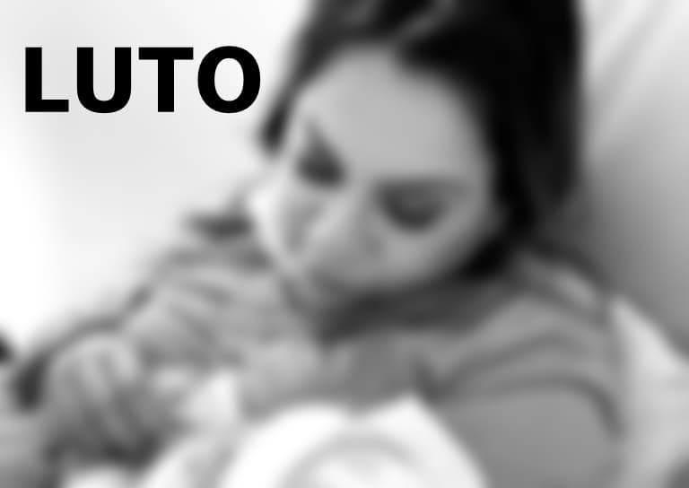 Morre filha recém-nascida de famosa cantora gospel 16 dias após nascimento: "Que saudade já estou"