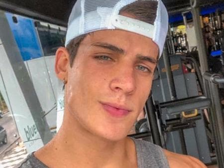Namorado da mãe de Neymar, Tiago Ramos, tem passado na TV descoberto e aparece seminu em vídeo
