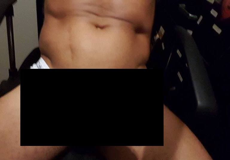 Jesus! Ator famoso tem nude vazada e comprimento com vários centímetros espanta: 'Anaconda'