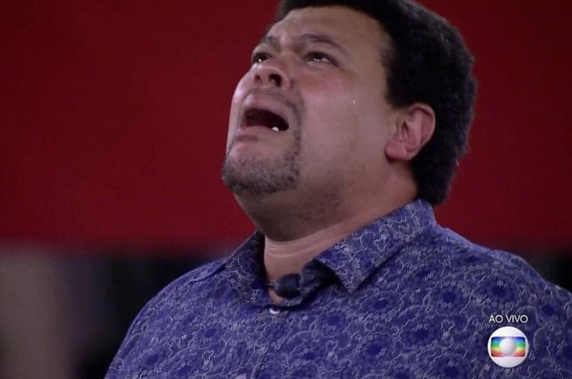Babu vai pro sexto paredão, entra em desespero com perseguição e dispara: "Um golpe atrás do outro"