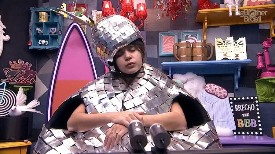 Exausta, Gizelly desabafa sobre castigo do monstro e reclama de dores no corpo: "Não estou aguentando mais, quase chorei ontem"