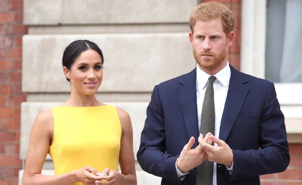 Eita! Correspondente real escorraça Harry e Meghan Markle, cria polêmica e dispara: “pirralhos mimados”