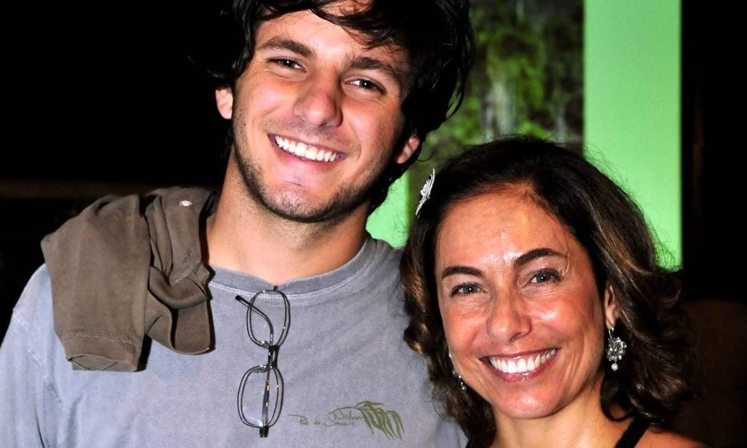 Cissa Guimarães