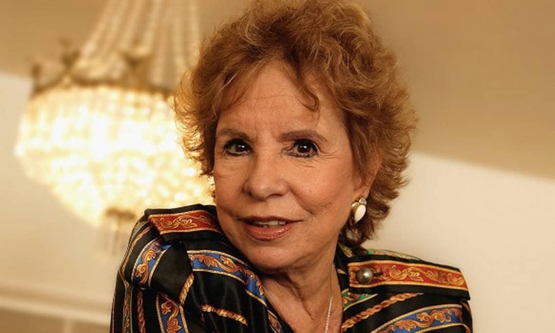 http://tvfoco.uai.com.br/wp-content/uploads/2015/05/Daniela-Mercury.jpg