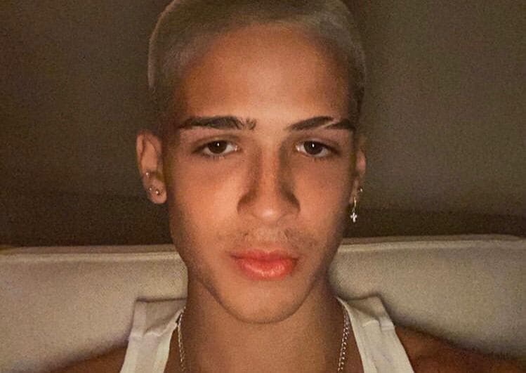 João Guilherme, filho de Leonardo, tira a roupa, expõe parte íntima gigante aos 18 anos e admite: “Vai ter ousadia”