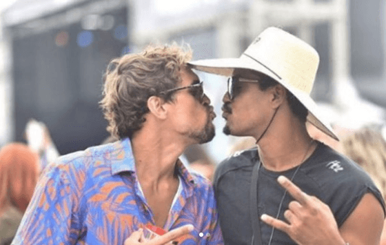 Marcelo Mello Jr, após ser flagrado fazendo sexo em varanda, se declara para ator e escancara: “Não tradicional”