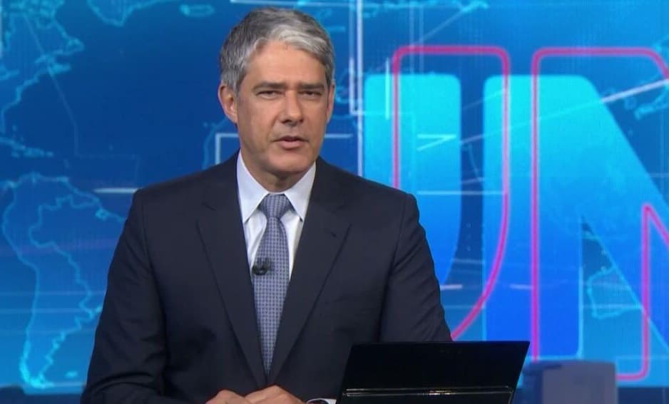 William Bonner, em meio ao caos no JN, surpreende milhões ao vivo e bomba é divulgada: “Circo pegando fogo”