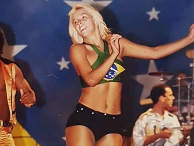 Carla Perez foi o grande destaque do grupo 'É o Tchan!' (Foto: reprodução)