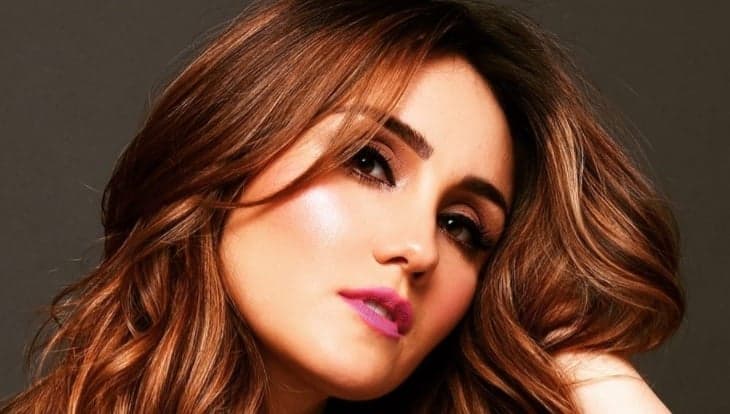 Dulce Maria menospreza manifestações, fala besteira e é detonada na web: "se não for ajudar, saia"