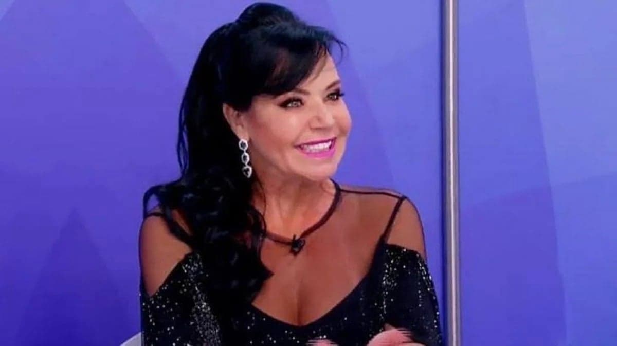 Flor no 'Jogo dos Pontinhos' (Foto: reprodução/SBT) Flor no 'Jogo dos Pontinhos' (Foto: reprodução/SBT)