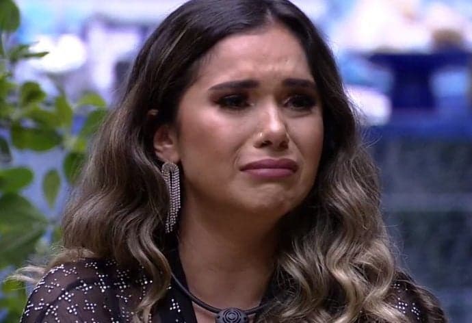 Gizelly, ex-BBB, revela grave doença e faz discurso desolador: "Cheguei ao fundo do poço''