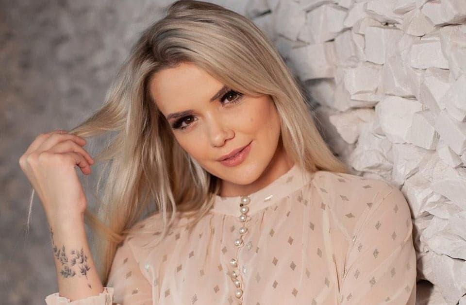 Ex-BBB 20 Marcela surpreendeu ao falar sobre agressões físicas no BBB20 - Foto: Reprodução