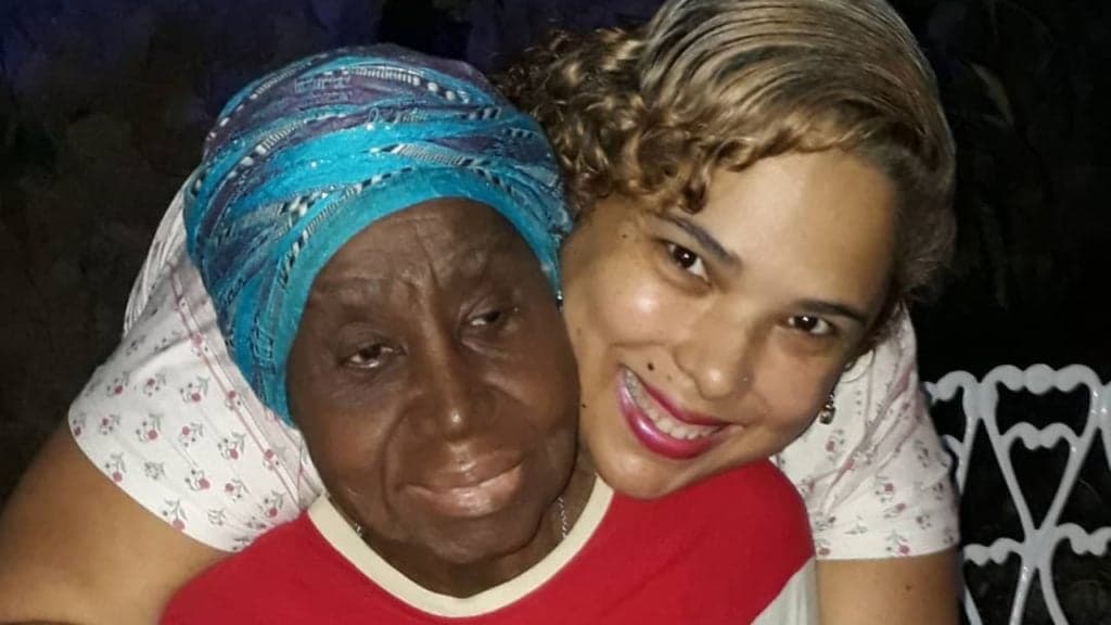 Filha de Marina Miranda, proibida de ver a mãe, faz desabafo após drama e pulsos cortados: "Não me ama mais"