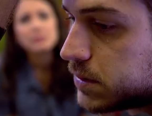 Fina Estampa: Rafael é condenado por crimes e Amália se desespera em despedida