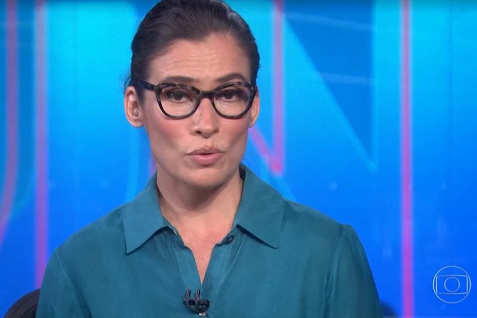 Renata Vasconcellos tem privacidade chutada, imagem rara é divulgada e público fica abismado: "Hoje é dia"