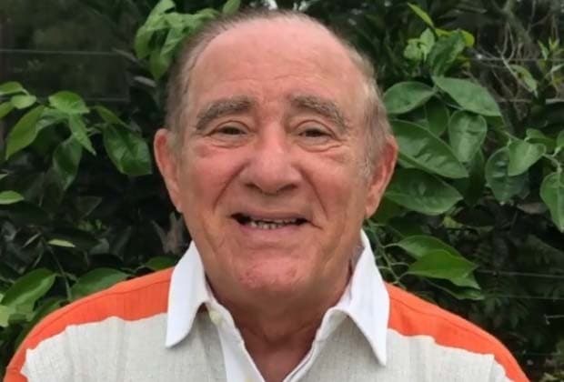 Renato Aragão faz proibição severa na família, é jogado na Globo e tem salário vazado em meio a vingança: “Pisão”