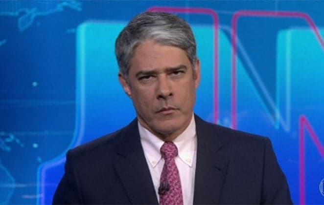 Após Bonner correr perigo de vida, Globo baixa ordem e âncora vê Jornal Nacional desmoronar: "Perdeu"